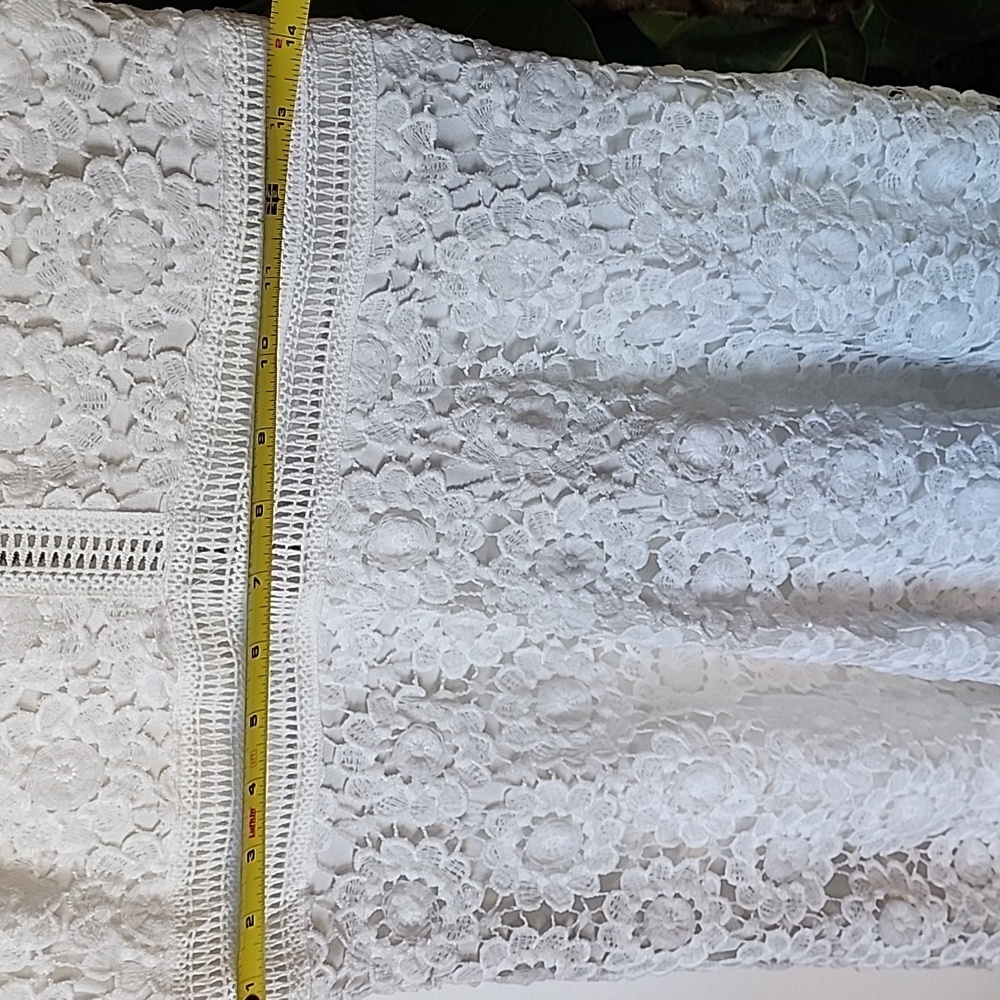 White A-Line Midi Dress with Peter Pan Collar - Picture 5 of 7